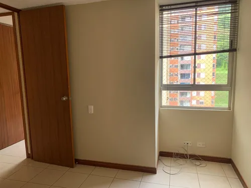 Vendo Apartamento En Partes Baja De La Loma De Los Bernal