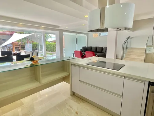 Casa En Venta Oripoto 330 M2