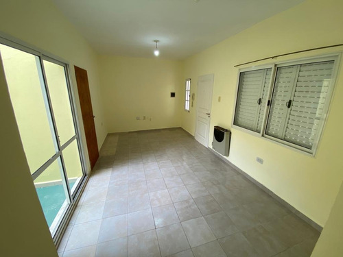 Imagen 10 de 21 de Departamento - Barrio Villa Rosas