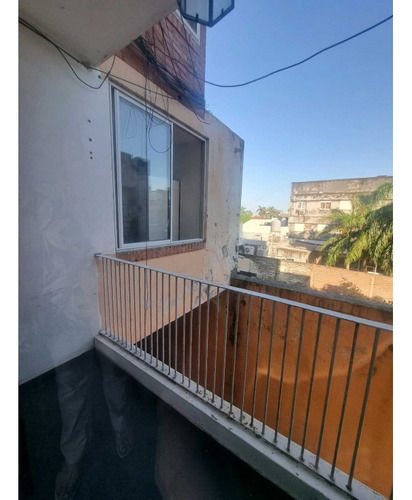 Departamento Céntrico De 3 Dormitorios Con Cochera