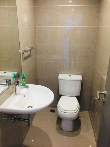 Venta Apartamento 2 Dormitorios En Playa Mansa,