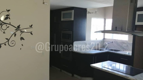 Imagen 6 de 16 de Se Vende Bello Town House En La Urb. Guarda Bosques 3. Municipio Carrizal. Edo. Miranda. Yc