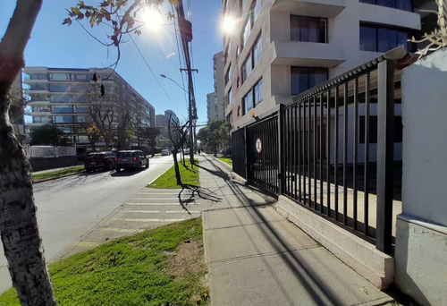 Se Arrienda Casona Giro Comercial