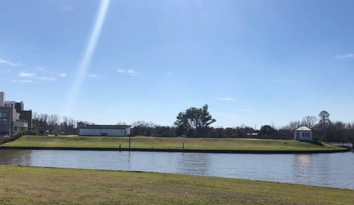 Imagen 4 de 7 de Albanueva | Exclusivo Y Unico - El Mejor Lote Al Rio En Venta!