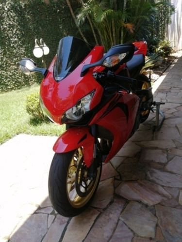 Honda Cbr 1000 Rr Fireblade Única