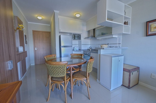 Apartamento 1 Dormitorio Alquiler Anual Playa Mansa- Ref: 1699