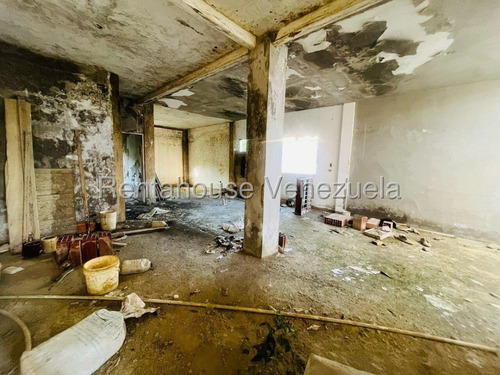 Venta Casa En Cabudare En Obra Gris, Ubicada En Un Urbanismo Cerrado Con Seguridad ,urb La Montanita Katty Vasquez Kv- Cod 25 -19913