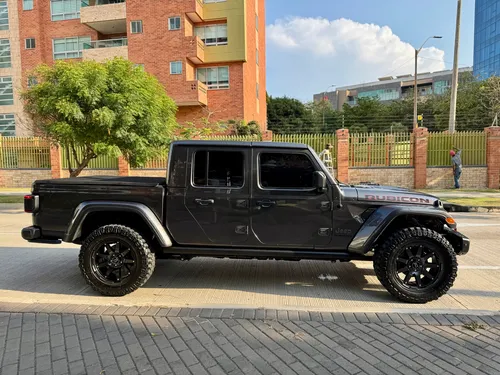 Jeep Galdiator Rubicon Blindado