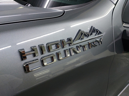 Chevrolet Silverado 5.3 V8 High Country
