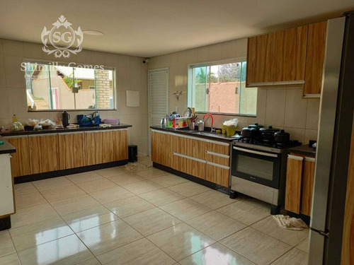 Imagem 10 de 14 de 1.000m² Em Condomínio, 06 Suítes, Churrasqueira E Piscina !!