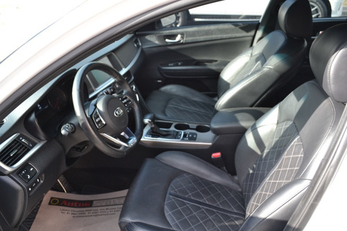 Imagen 10 de 13 de Kia Optima Turbo Sxl 2020