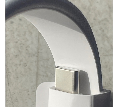 Cable De Carga Usb C Iphone 15 Original Trenzado 1m Blanco (Usado)