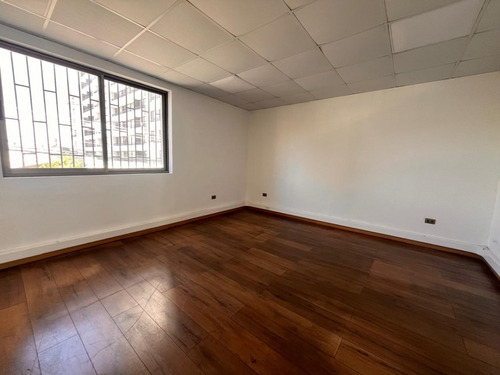 Central Local Comercial Con Oficinas
