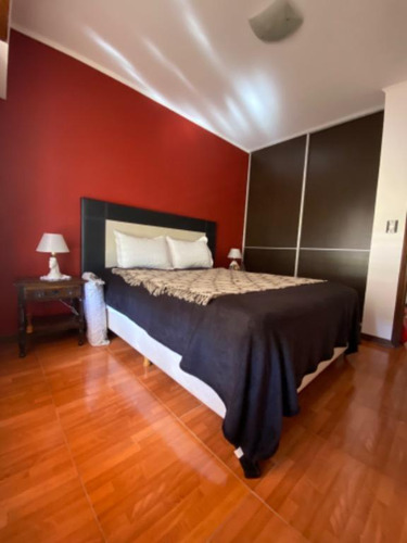 Casa En Venta - 2 Dormitorios 2 Baños - 230mts2 - Mar Del Plata