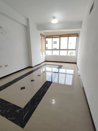 Imagen 10 de 18 de Av-782 Zona Este Apartamento Ubicado En Edificio Cabana El Milagro