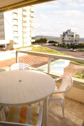 Apartamento En Mansa, 3 Dormitorios *- Ref: 1915