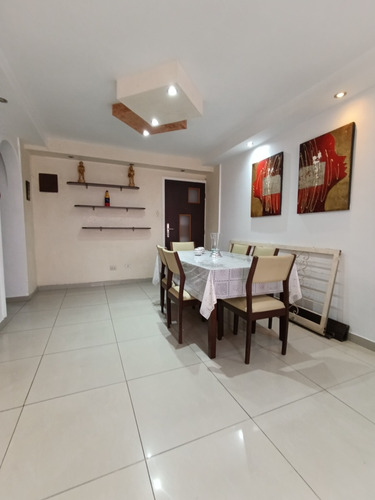 En Alquiler Apartamento En Urbanización Calicanto
