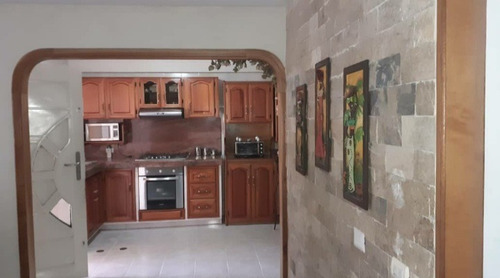 Imagen 3 de 9 de Lamanna Vende Casa - Quinta Semi Amoblada En Urb. Las Trinitarias. Maturín