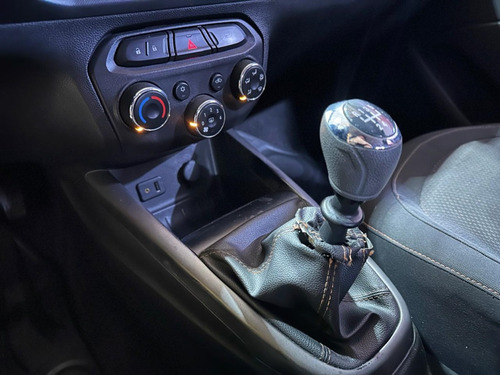 Chevrolet Onix 1.0 MPFI LT 8V FLEX 4P MANUAL