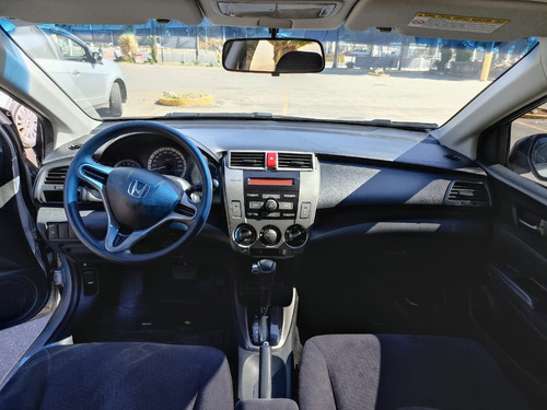 Imagem 11 de 14 de Honda City Lx 1.5 Ano 2013 Financio Falar Com Rafael