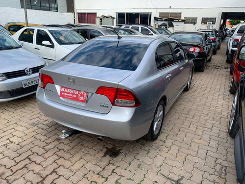 Imagem 3 de 13 de Honda Civic 1.8 Lxs 16v Flex 4p Manual