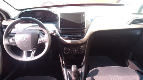 Peugeot 2008 1.6 Allure