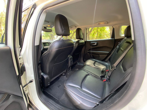 Imagen 15 de 20 de Jeep Compass Longitude 2018