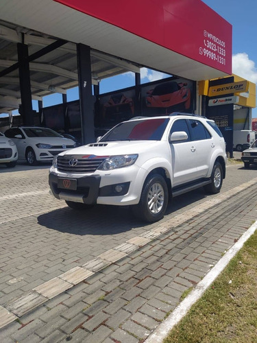 Toyota Hilux Sw4 3.0 Srv 4x4 7 Lugares 16v Turbo
