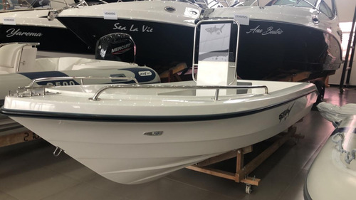 Imagem 1 de 8 de Barco De Pesca Squalo 155 Com Motor 50hp 2t Mercury