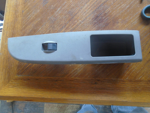 Imagen 2 de 2 de Vendo Boton De Subir Vidrio De Lifan 520, Año 2012