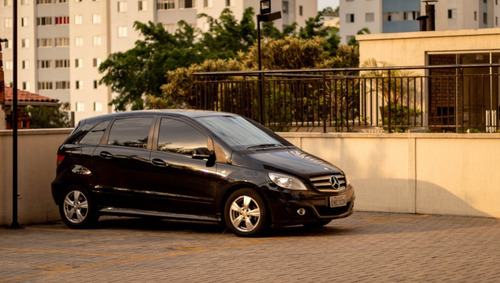 Mercedes Benz B180 2010