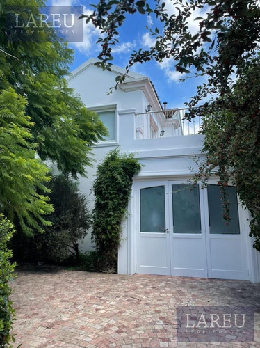 Imagen 3 de 30 de Casa En Venta - Club De Campo Pueyrredon