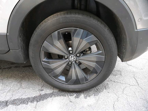 Volkswagen T-Cross 1.4 250 TSI TOTAL FLEX HIGHLINE AUTOMÁTICO