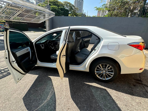 Toyota Corolla 1.8 16v Gli Upper Flex Multi-drive 4p