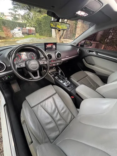 Audi A3 1.2 Attraction Sline