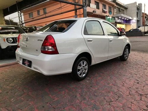 Toyota Etios Sedan 1.5 X Plus 16v 5p 2018 2019