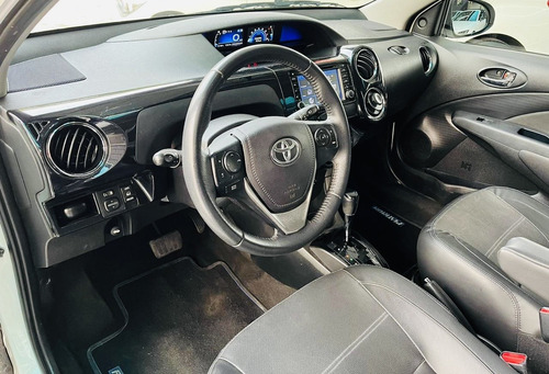 Toyota Etios 1.5 PLATINUM 16V FLEX 4P AUTOMÁTICO