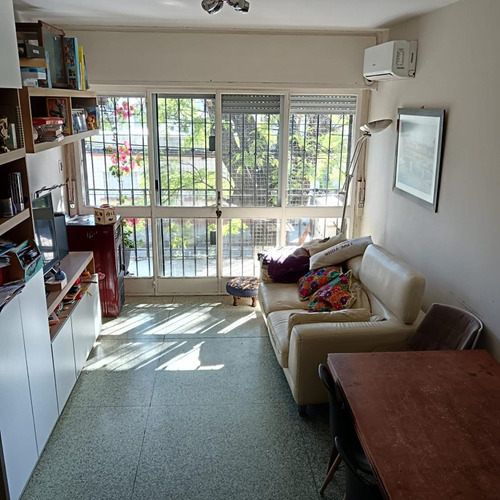 Dueño Vende, Sin Comiciones, Apto 2 Dorm. , Balcón Frente