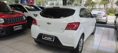 Chevrolet Onix Onix 1.0 LT SPE/4