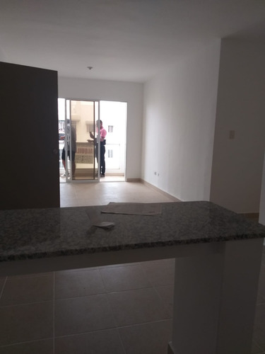 Imagen 3 de 12 de Alquilo Apartamento En Ciudad Juan Bosch