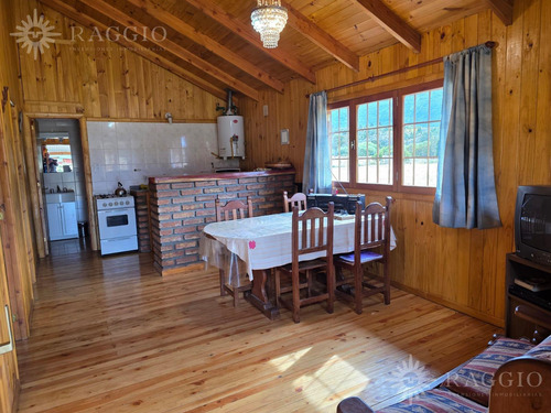 Terreno De 2 Ha Frente A Costa De Río, Con Casa De 56 M2, Villa Lago Rivadavia, Cholila (cr-159)