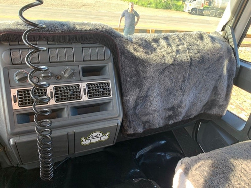 Imagem 12 de 15 de Iveco 240e25