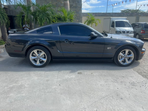 Imagen 6 de 8 de Ford Mustang