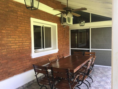 Casa En Venta En Altos De Las Condes, Pilar