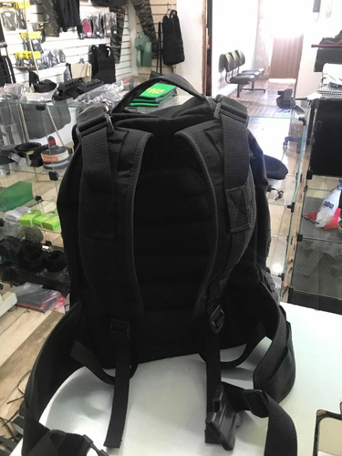 Imagem 2 de 6 de Mochila Colete Via Luxx