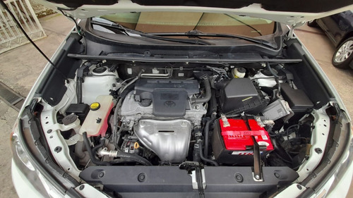 Imagen 13 de 15 de Toyota Rav4 Le 2015