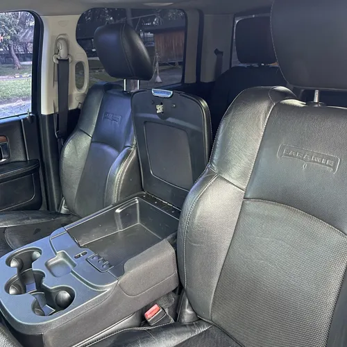 Dodge. Ram 2500