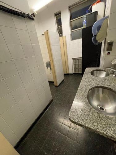 Oficina En Venta - 6 Despachos 2 Baños - 270mts2 - Monserrat