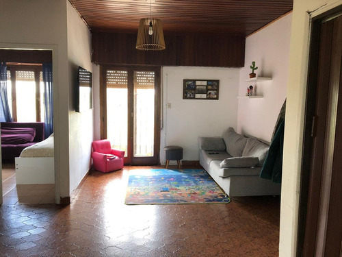 Casa Con Local Calle 140 Entre 54 Y 55