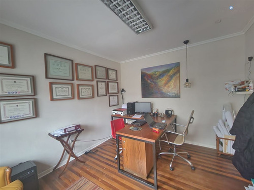 Casa En Venta De 5 Dorm. En Rancagua Centro